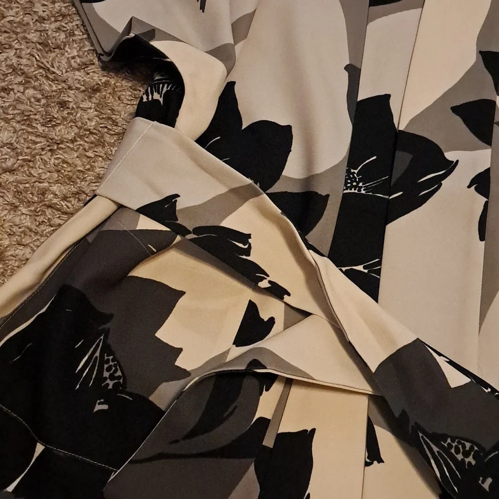 Natori kimono wrap top- size M- NWT - Picture 4 of 11